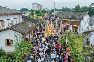 意媒：尤文梦想引进库普梅纳斯，阿莱格里不太相信菲利普斯